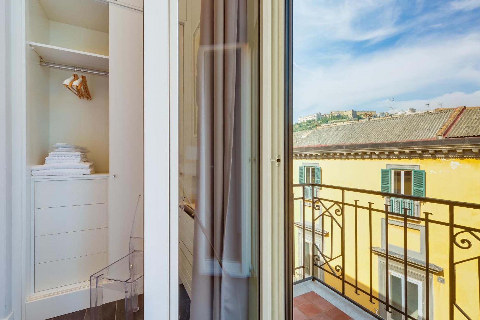 Residenza Trinita Maggiore Naples Exterior photo